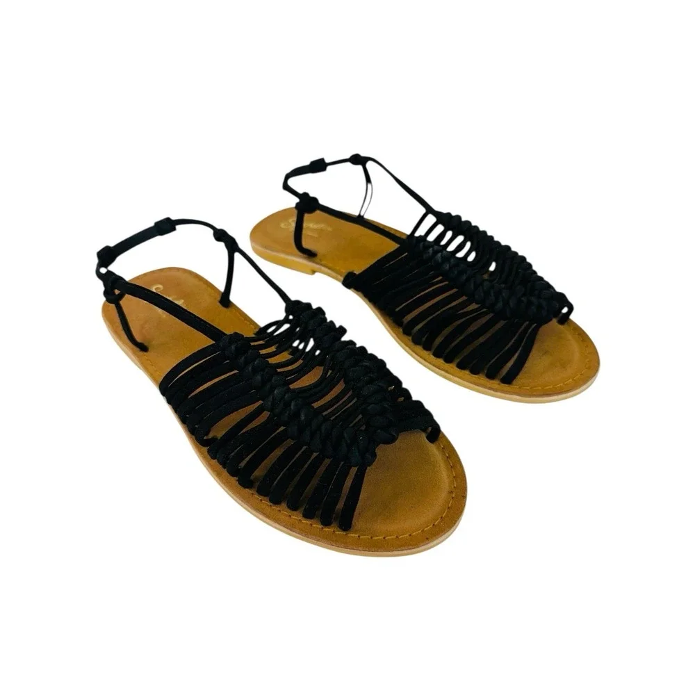 Seychelles women black